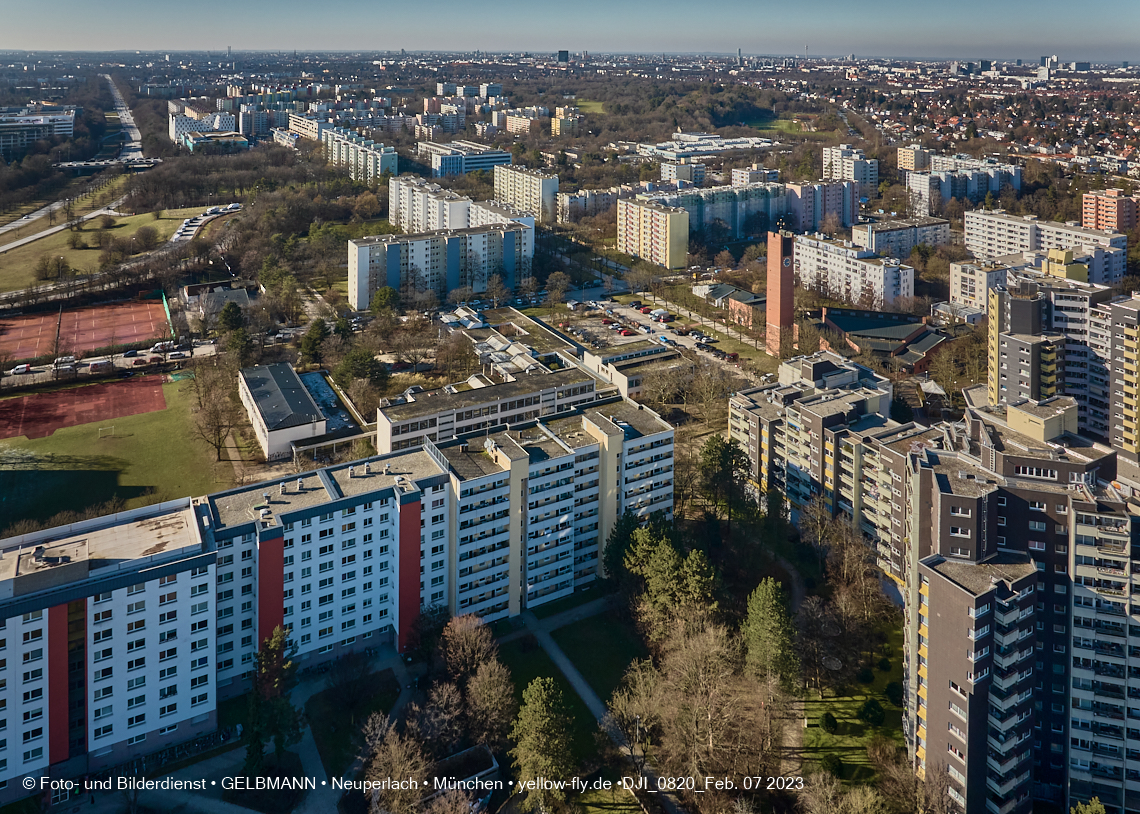 07.02.2023 - Luftbilder vom Marx-Zenrtum und Umgebung in Neuperlach